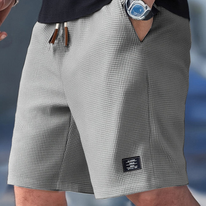 NATHAN | 夏の軽やかなショートパンツ